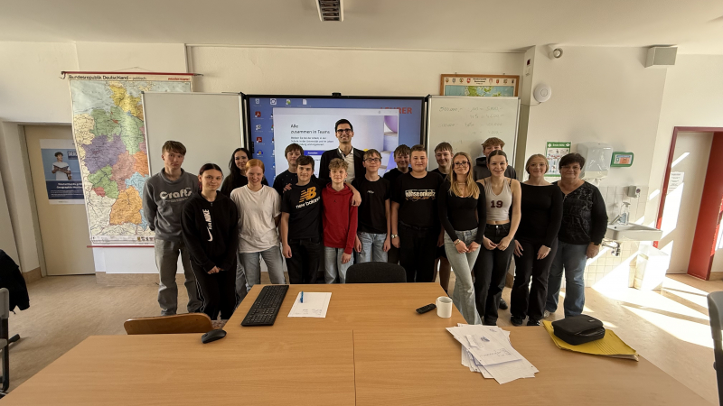 26_03_13_klasse_8b_sepp_mueller.jpeg